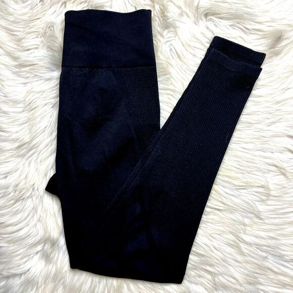 H&M Sport High Rise Leggings Black Size Medium - Picture 1 of 4